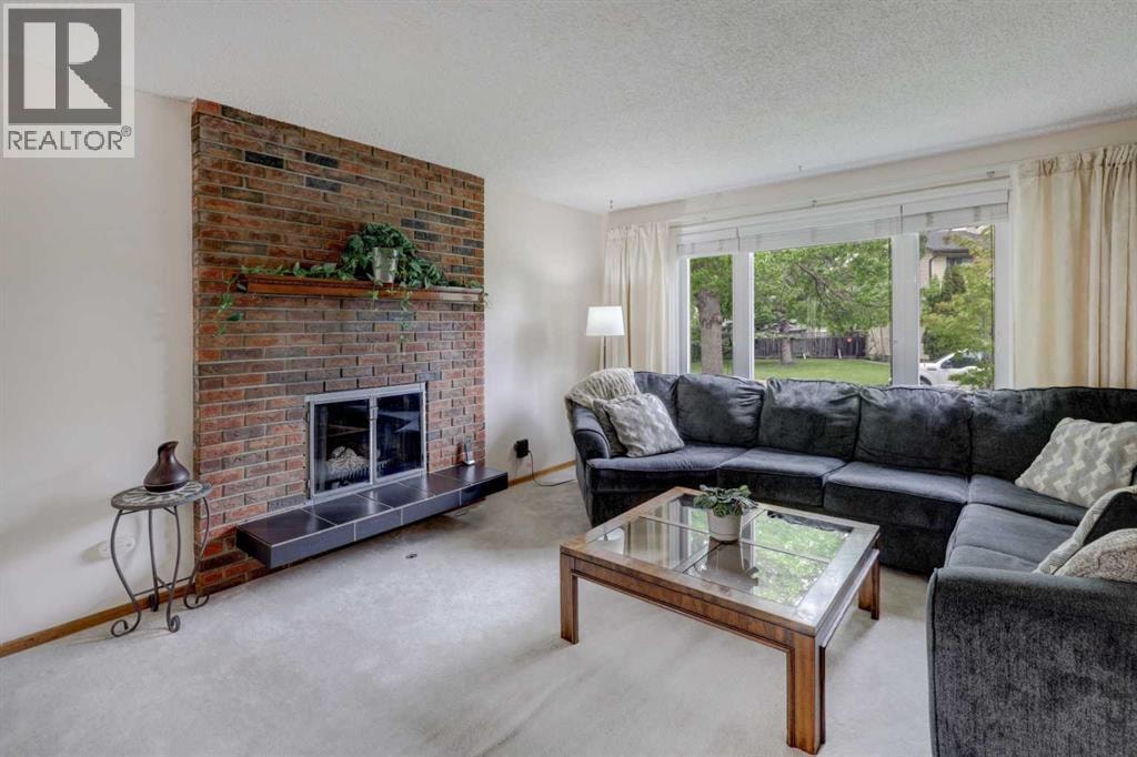 3444 Temple Way NE — photo 2