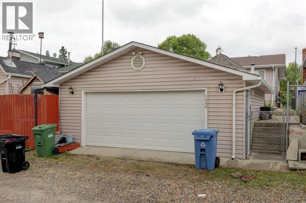 3444 Temple Way NE — photo 39