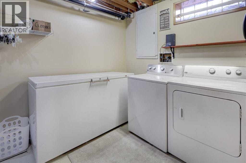 3444 Temple Way NE — photo 27
