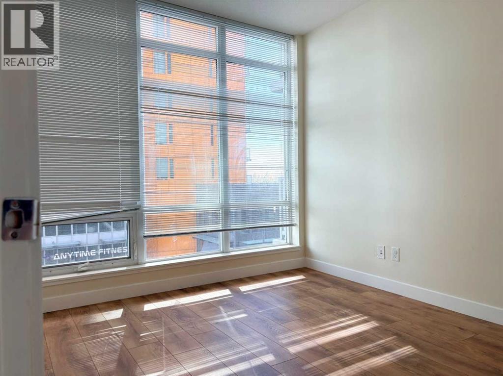 208, 3820 Brentwood Road NW — photo 7
