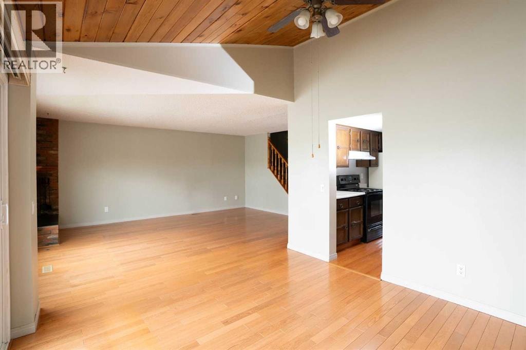30, 228 Theodore Place NW — photo 14