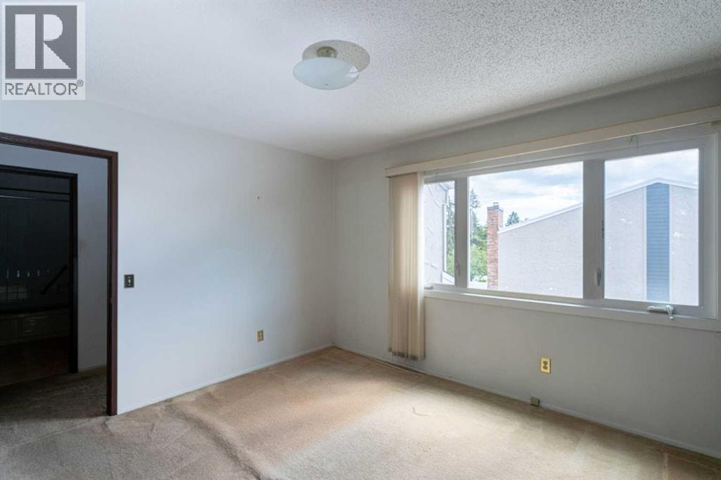 30, 228 Theodore Place NW — photo 24