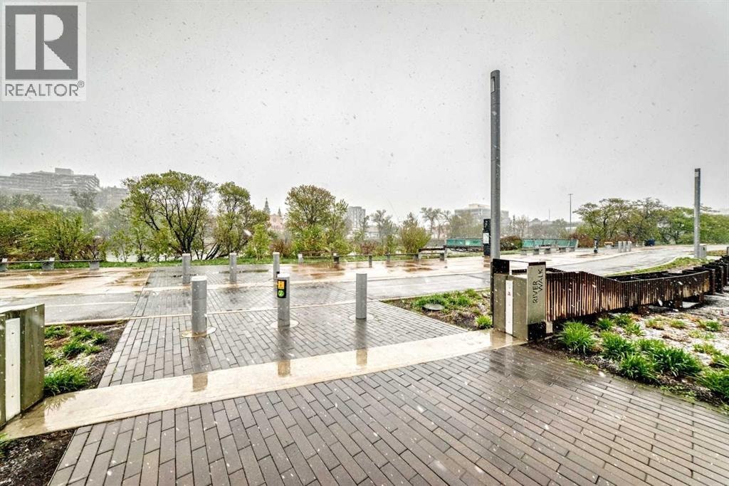 137, 333 Riverfront Avenue SE — photo 32