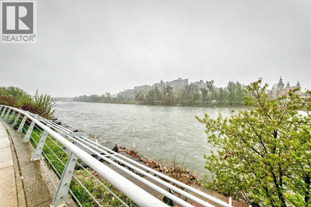 137, 333 Riverfront Avenue SE — photo 34
