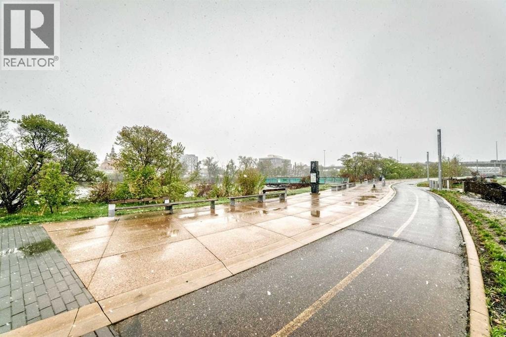 137, 333 Riverfront Avenue SE — photo 33
