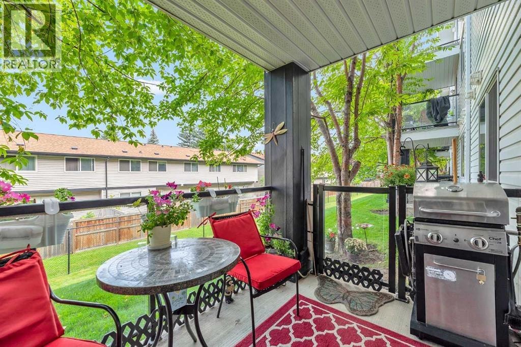 106, 2022 Canyon Meadows Drive SE — photo 33