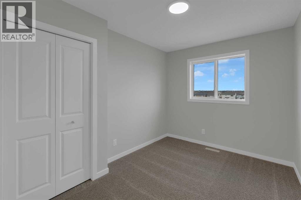 2022 Cobblebrook Crescent SW — photo 16