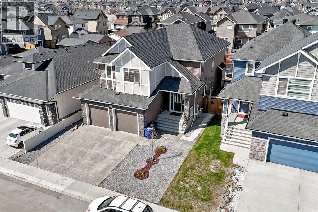 2004 Ravensdun Crescent SE — photo 4