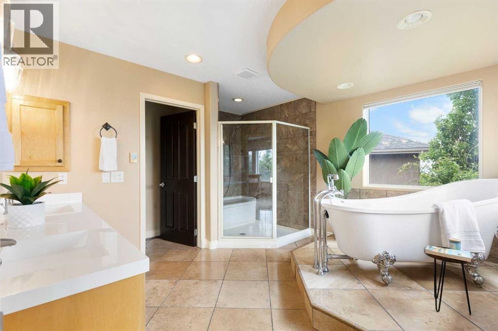 410 Royal Crest Bay NW — photo 30
