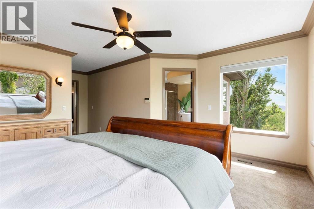 410 Royal Crest Bay NW — photo 29