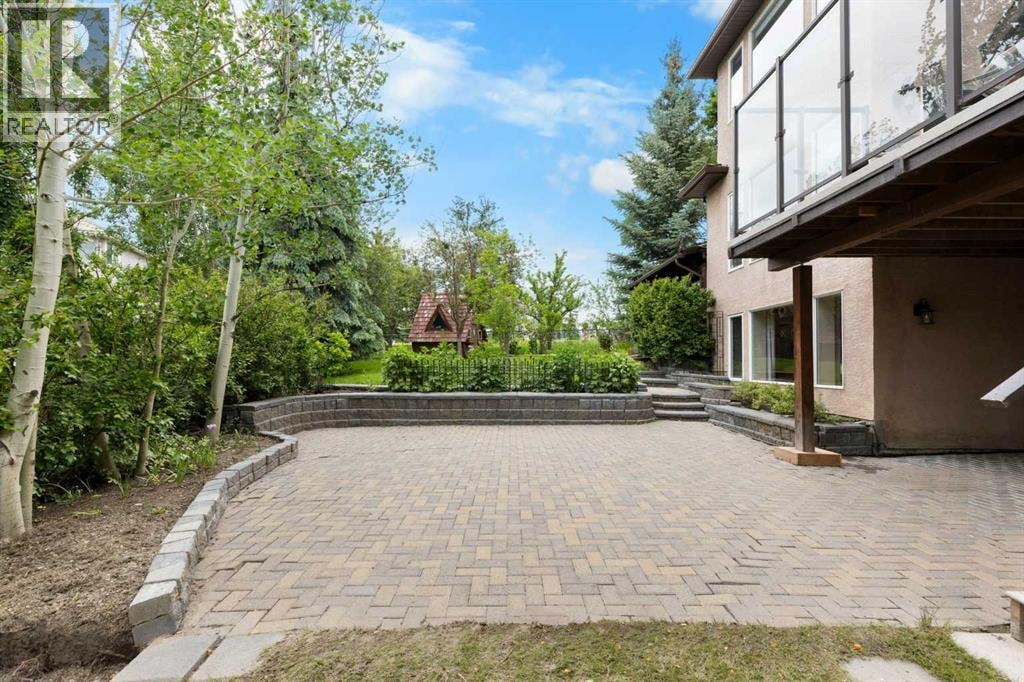 410 Royal Crest Bay NW — photo 43