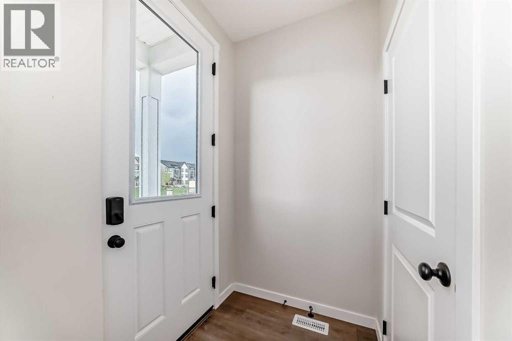 261 Heirloom Way SE — photo 2