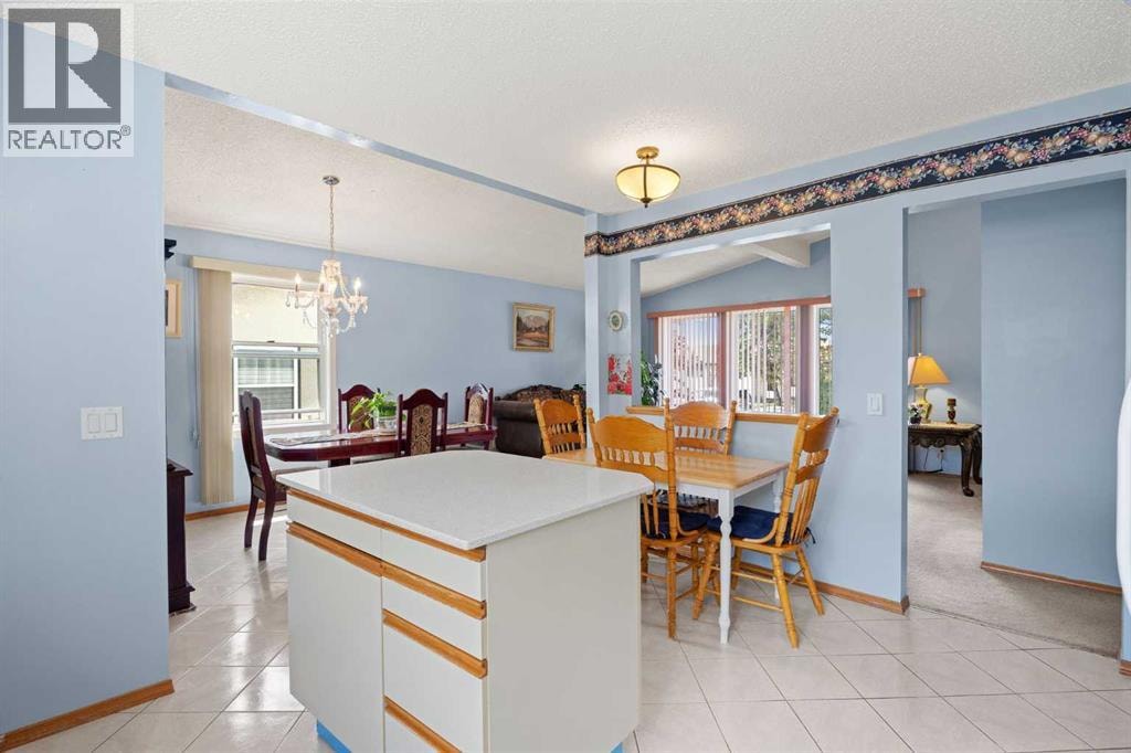 452 Manora Way NE — photo 21