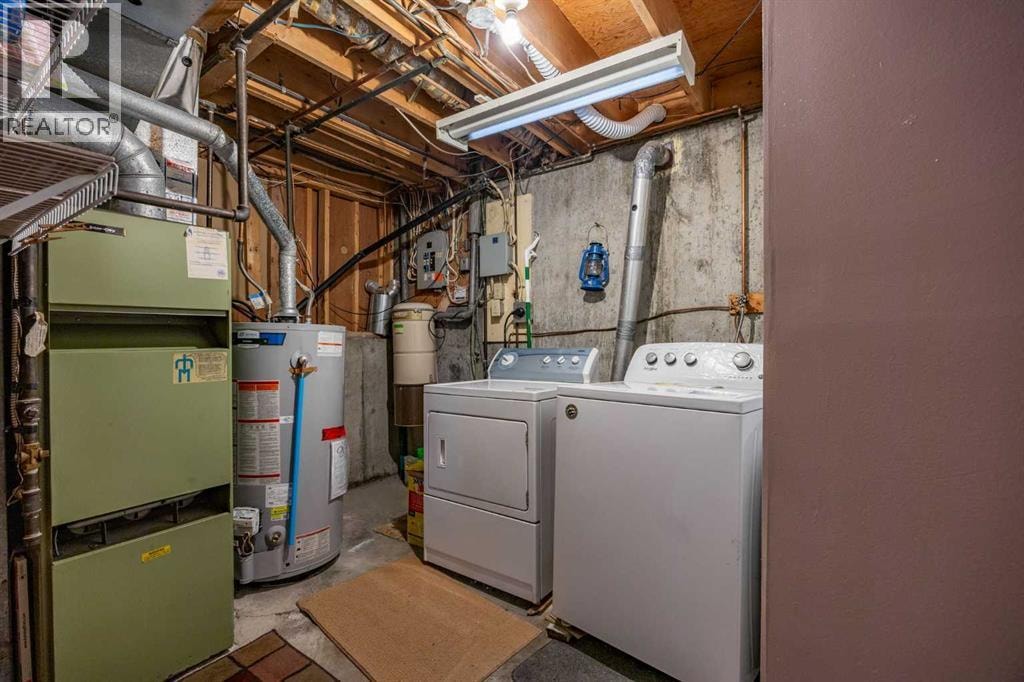 452 Manora Way NE — photo 38