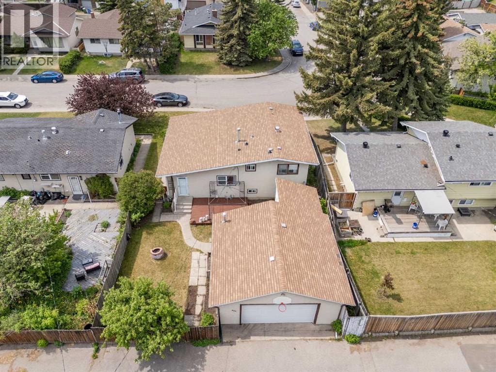 452 Manora Way NE — photo 44