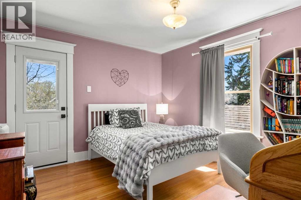 3607 7 Street SW — photo 21