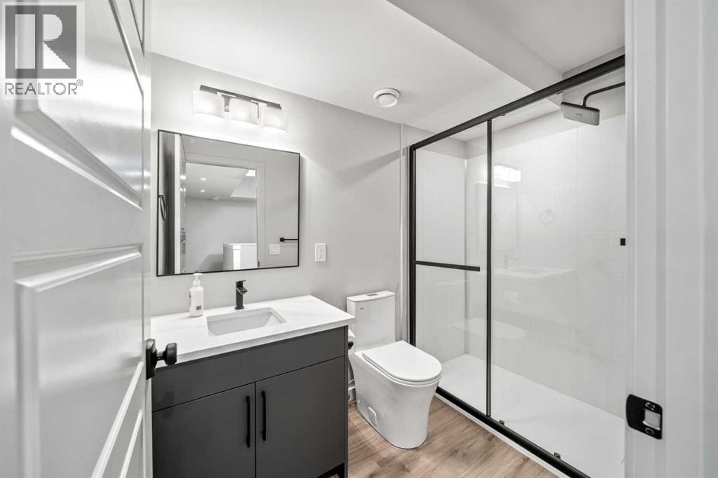 3607 7 Street SW — photo 40