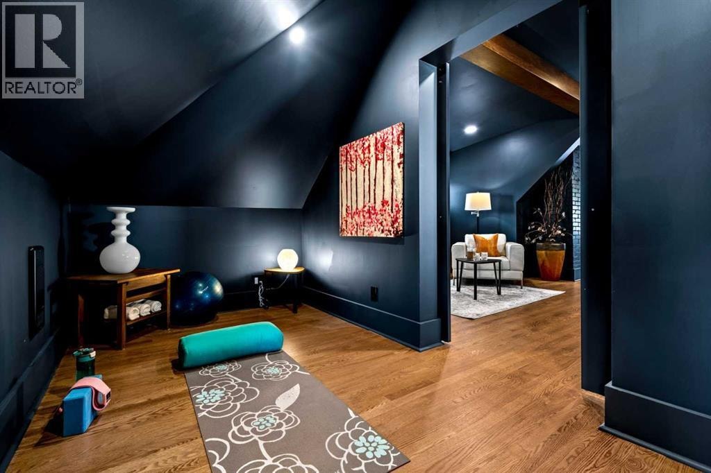 3607 7 Street SW — photo 32