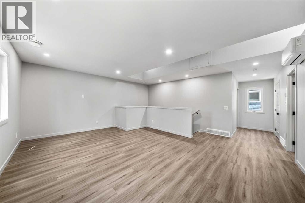 3607 7 Street SW — photo 39