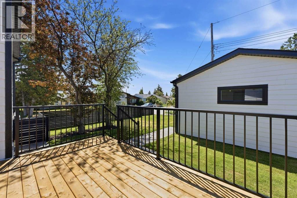 27 Glacier Drive SW — photo 35