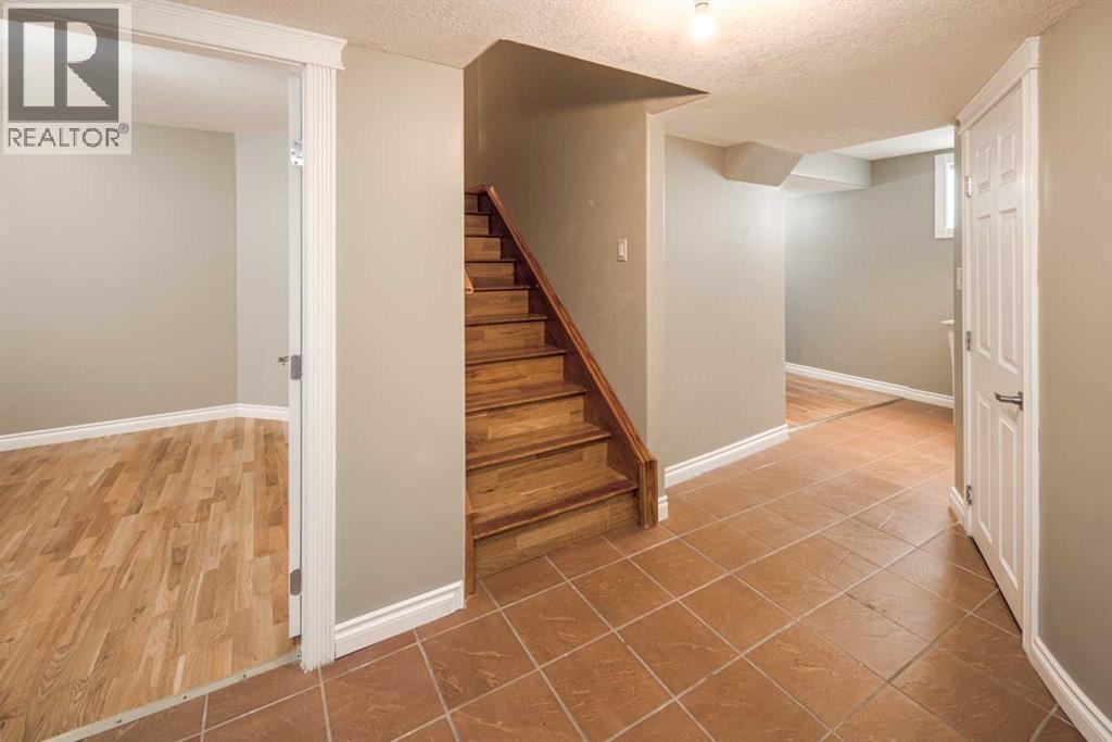 110 Hampstead Rise NW — photo 36