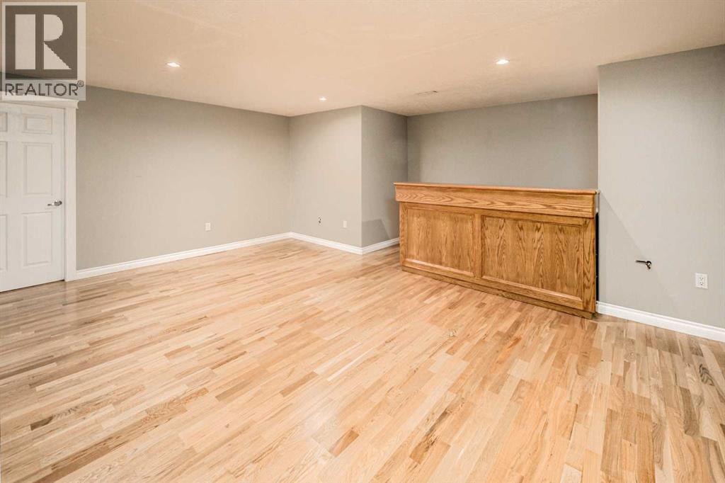 110 Hampstead Rise NW — photo 34