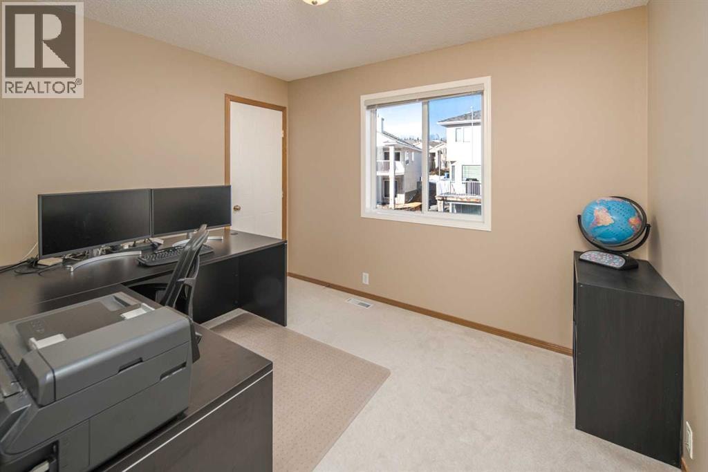 110 Hampstead Rise NW — photo 31