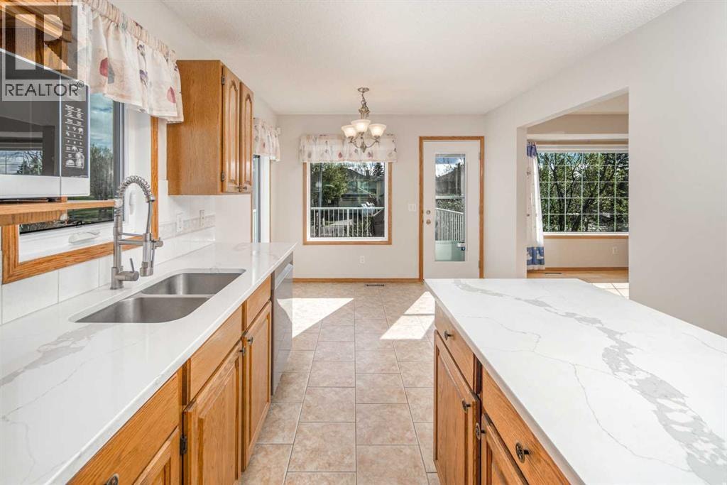 149 Sceptre Court NW — photo 14