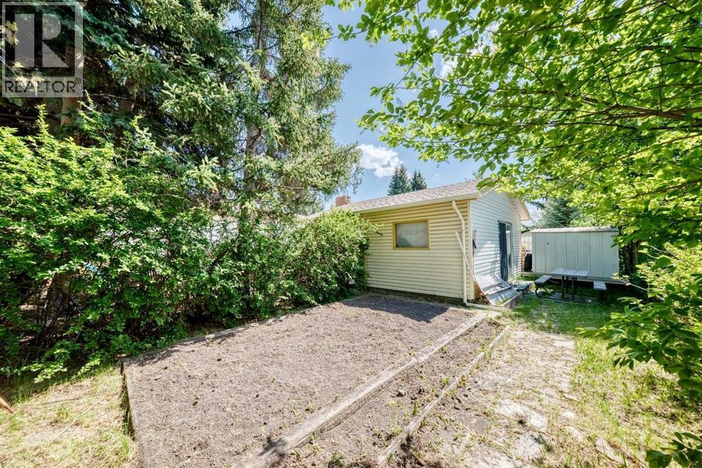 5539 Dalhart Road NW — photo 43