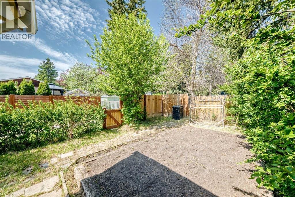 5539 Dalhart Road NW — photo 42