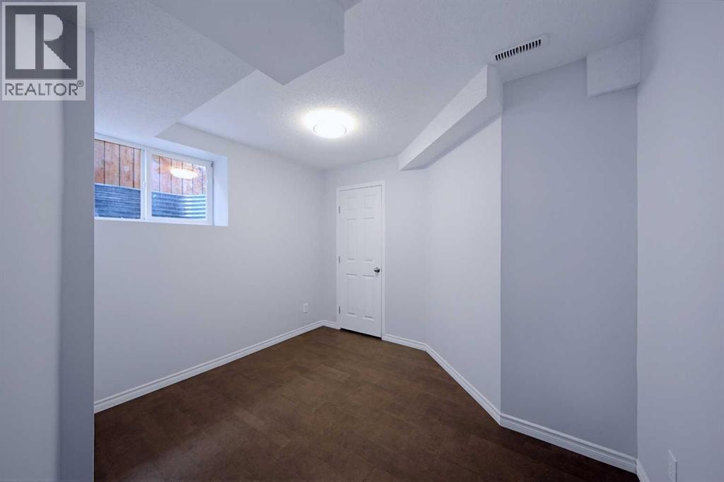 133 Saddlecrest Green NE — photo 29