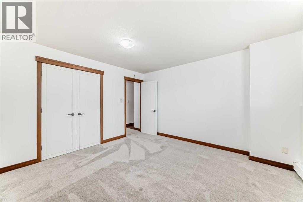 112, 315 50 Avenue SW — photo 22