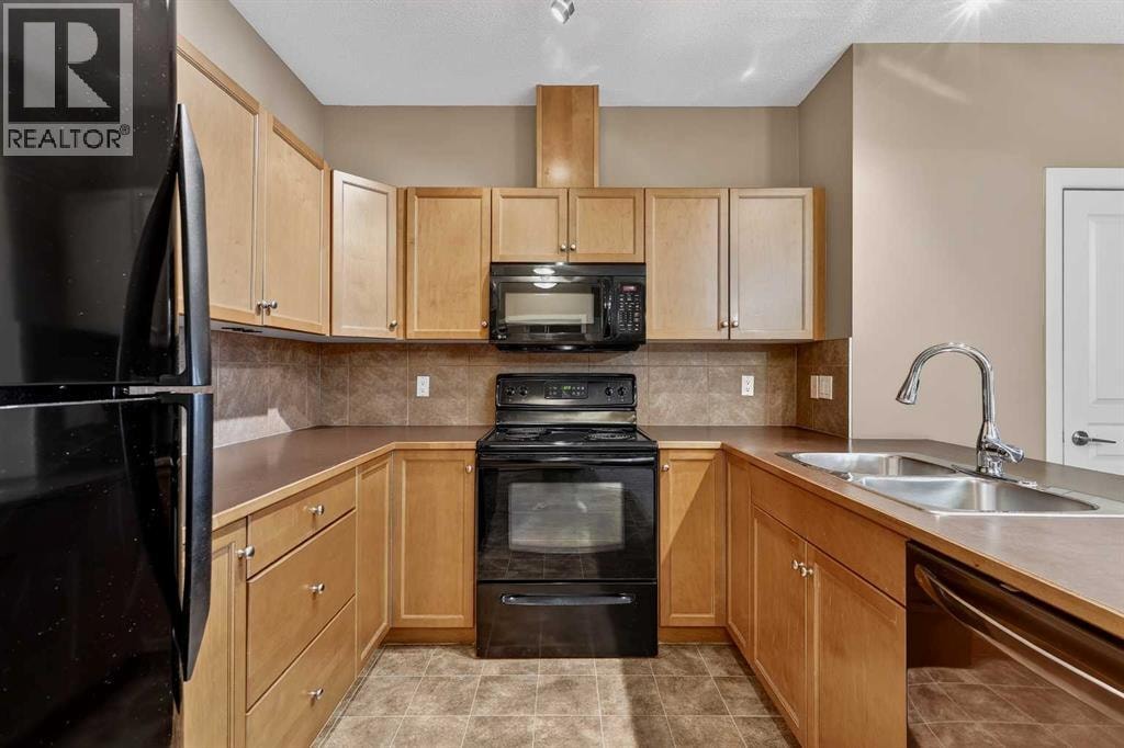 137, 52 Cranfield Link SE — photo 9