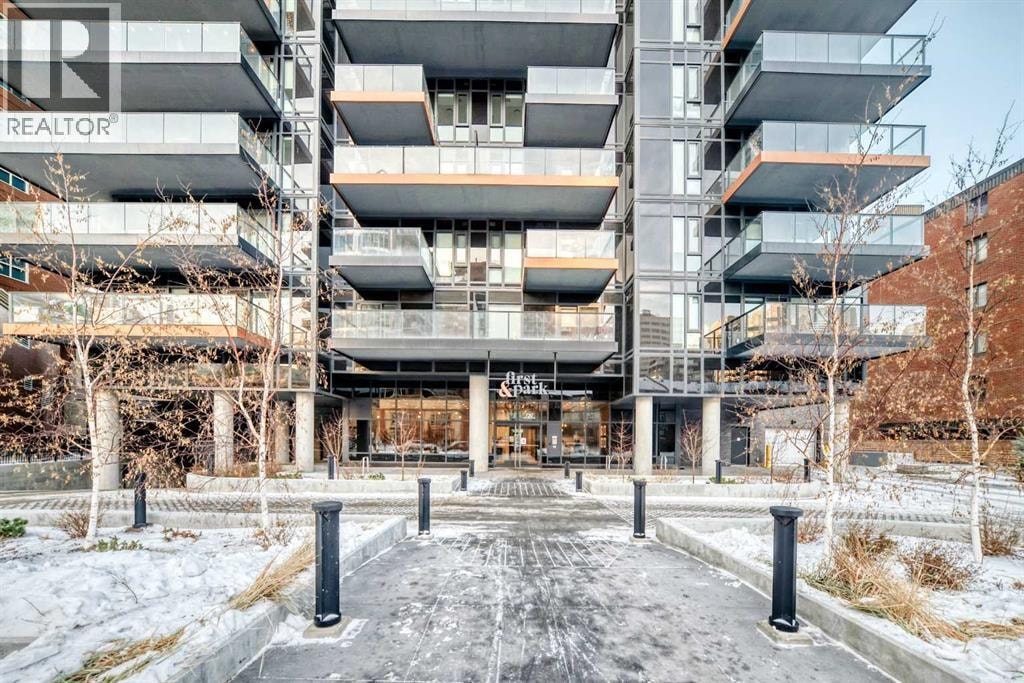 1012, 730 2 Avenue SW — photo 3