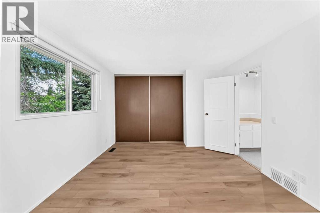 10 Erin Ridge Place SE — photo 14