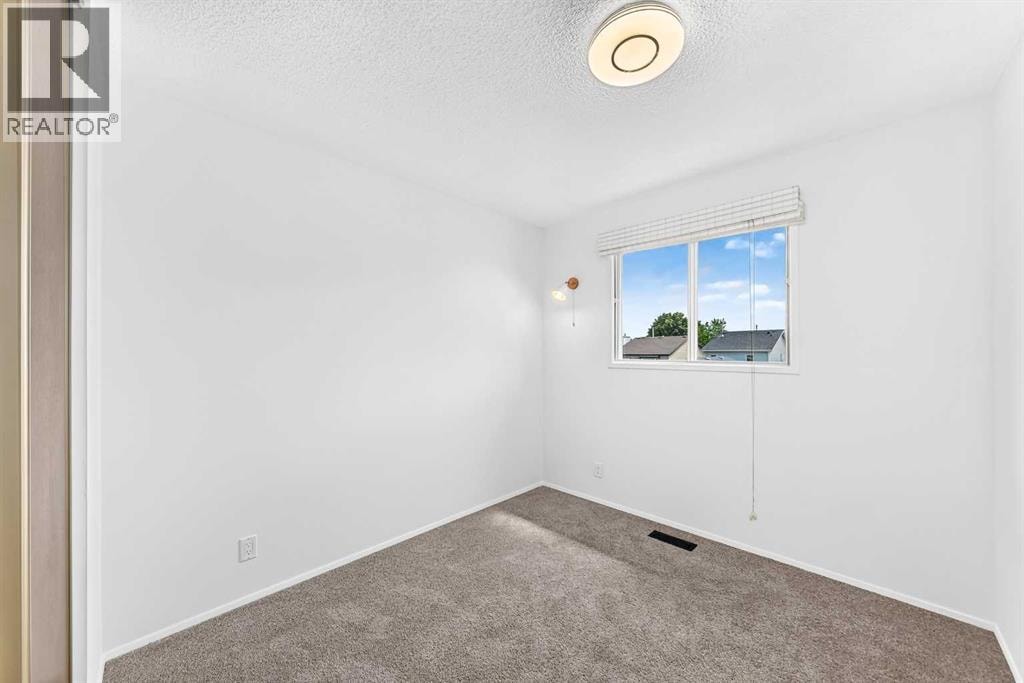 10 Erin Ridge Place SE — photo 16