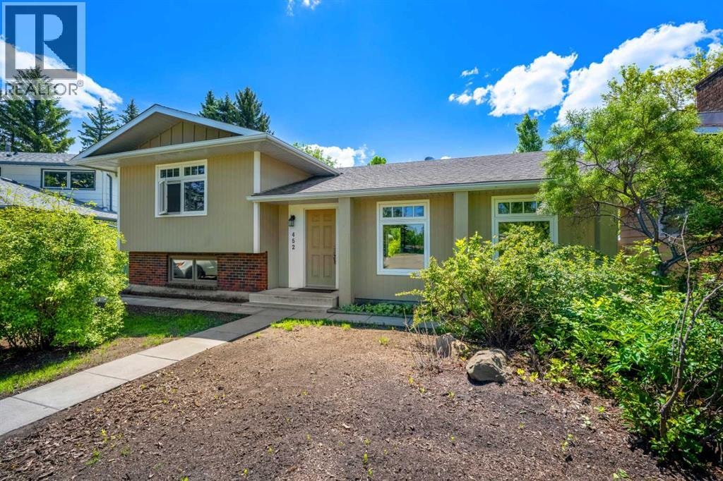 452 PARKRIDGE Rise SE — photo 2