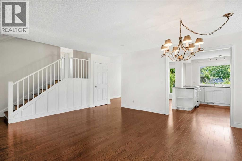 452 PARKRIDGE Rise SE — photo 3
