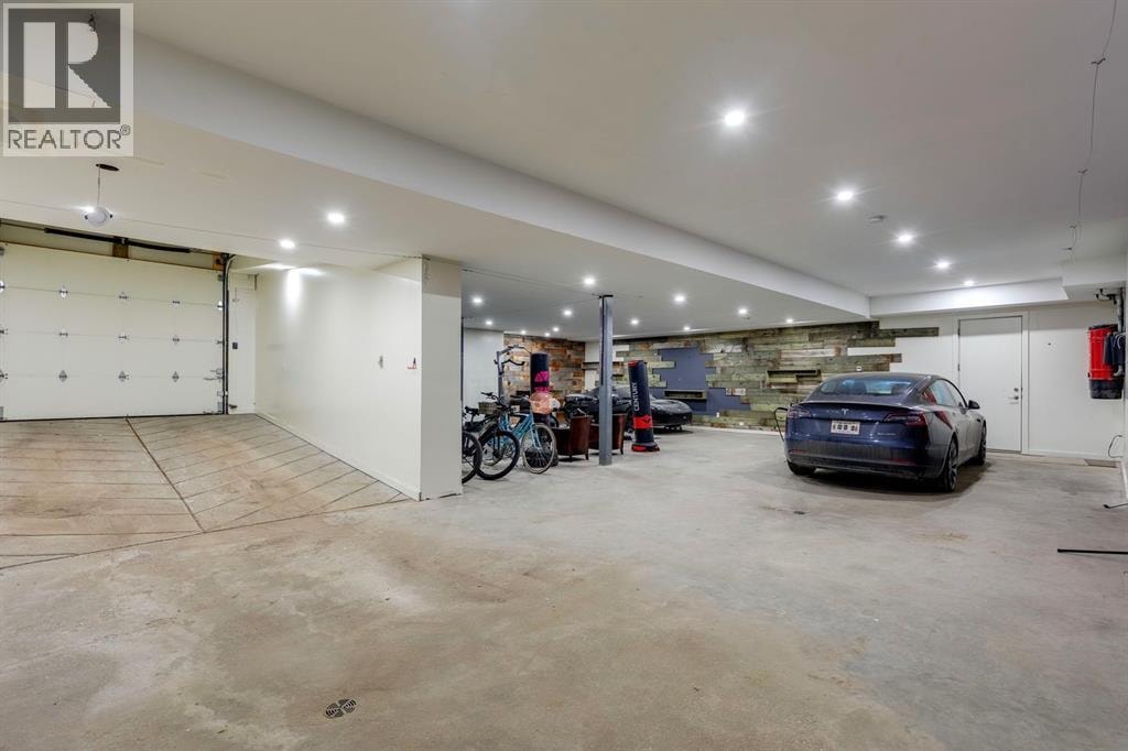 710 Rideau Road SW — photo 44