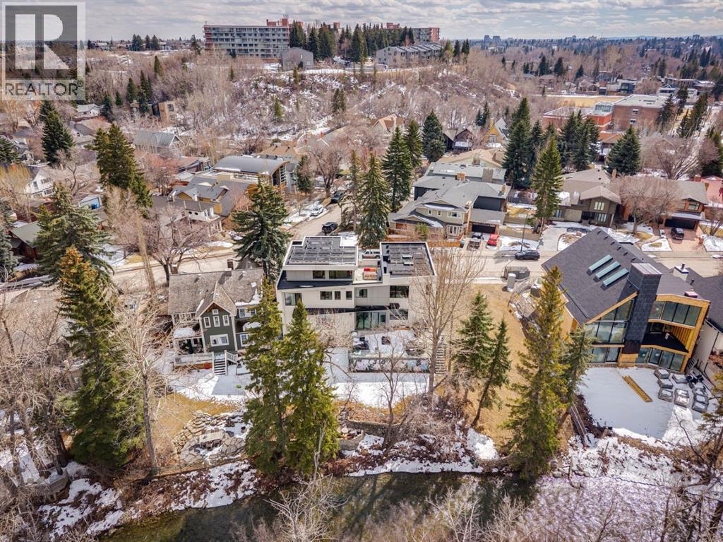 710 Rideau Road SW — photo 46