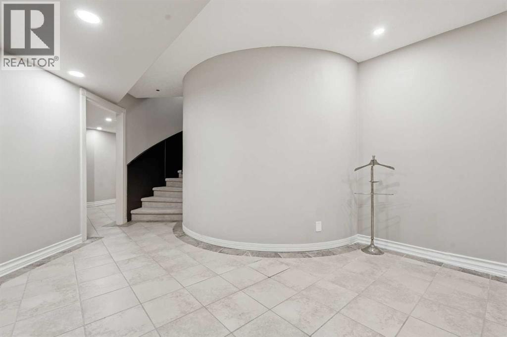 91 Patterson Crescent SW — photo 34
