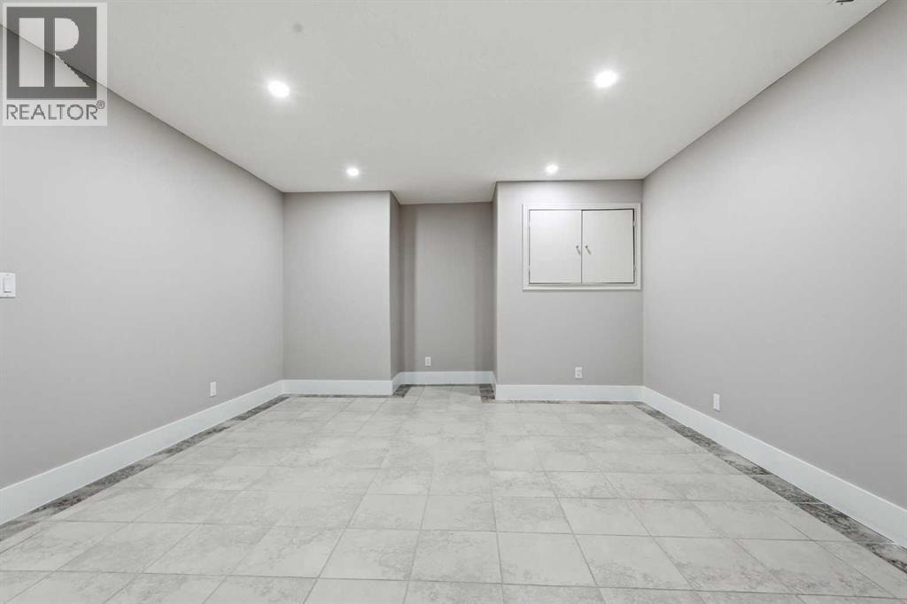 91 Patterson Crescent SW — photo 36