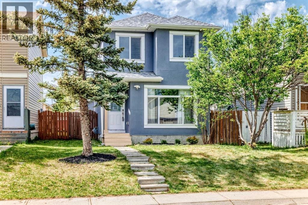 7 Martinview Crescent NE — photo 2