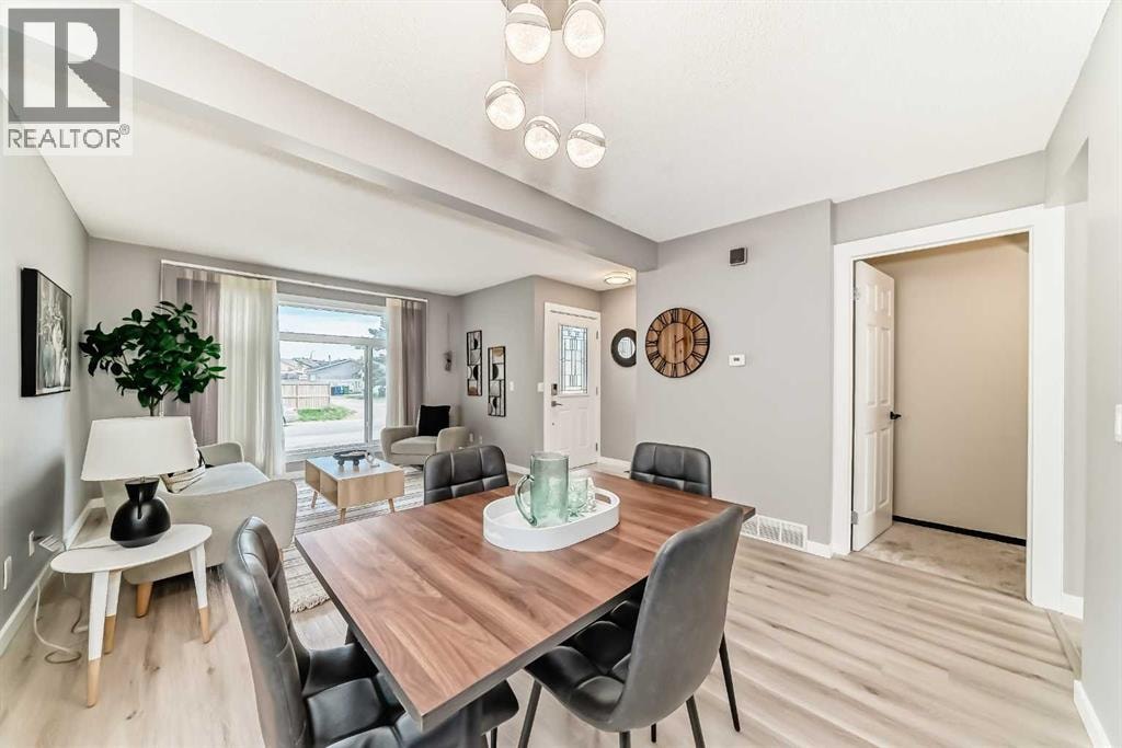 7 Martinview Crescent NE — photo 7