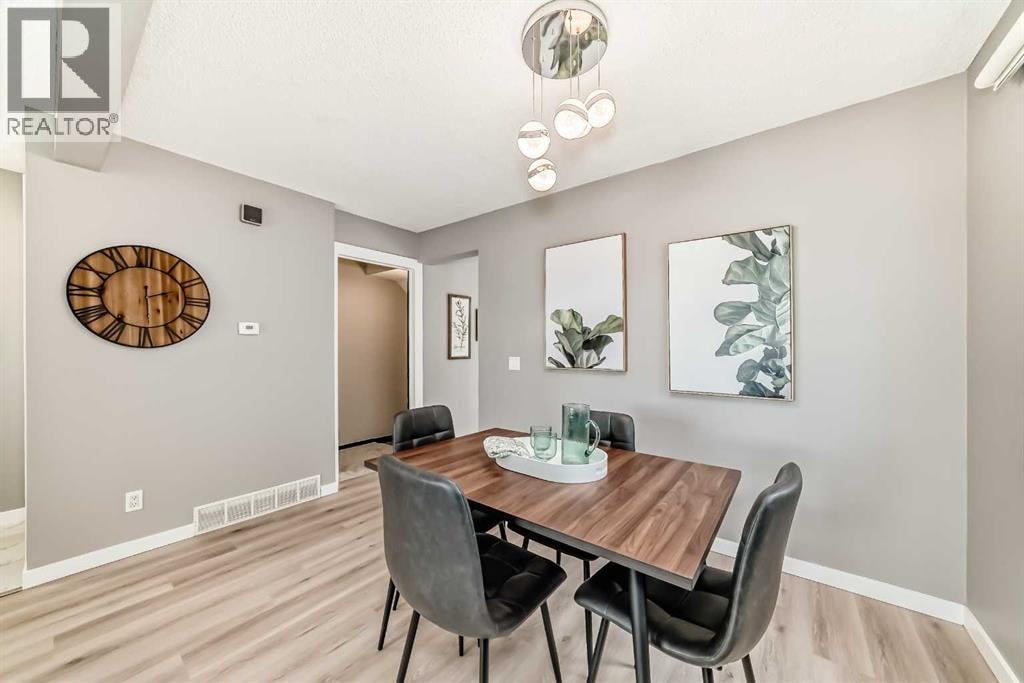 7 Martinview Crescent NE — photo 9