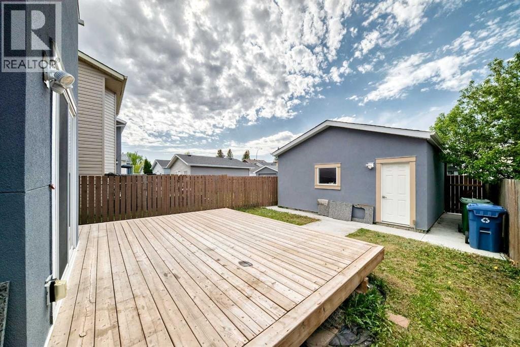 7 Martinview Crescent NE — photo 28