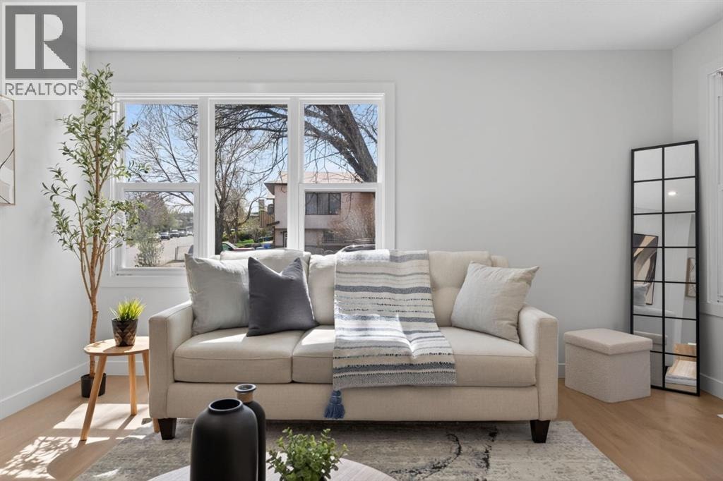 40 Bernard Way NW — photo 5