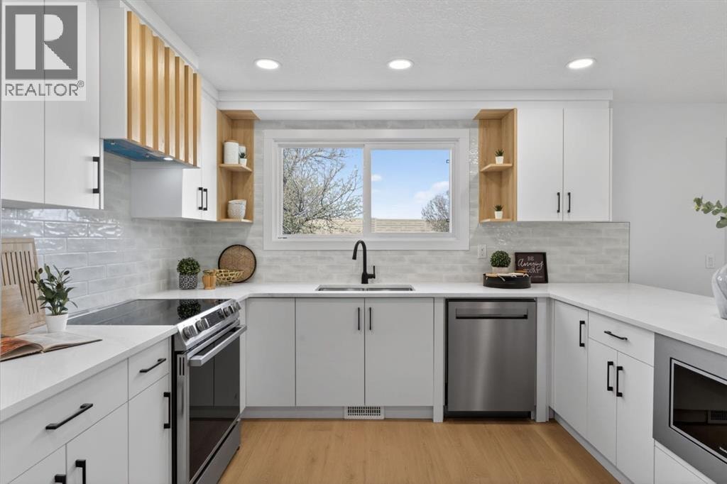 40 Bernard Way NW — photo 12