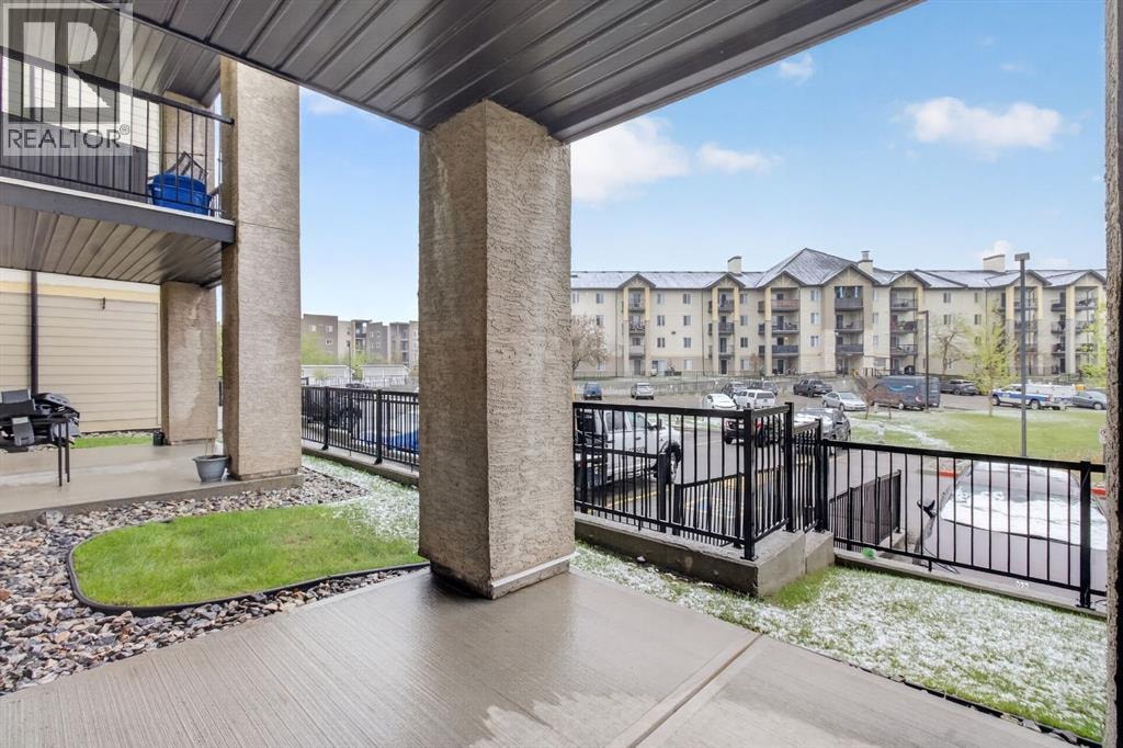 7103, 304 Mackenzie Way SW — photo 23