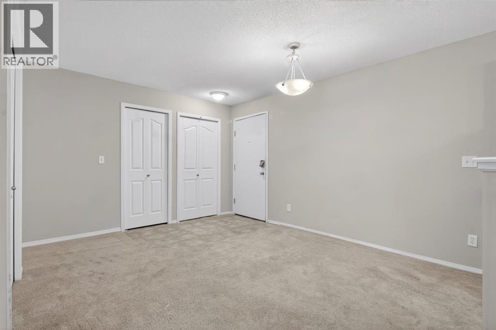 7103, 304 Mackenzie Way SW — photo 10